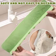 Silicone Splash Guard for Kitchen Sink - Non-Slip, Easy-To-Clean Countertop Barrier with Large Suction Cups